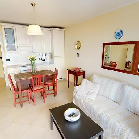 아파트 Beau 2p Climatise Avec Terrasse - Fr-1-196-160 *