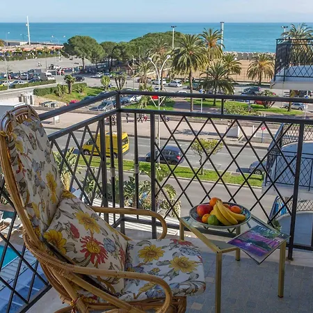 Apartamento 2p Avec Terrasse, Proche Des Plages Et Du Centre De - Fr-1-196-160 *